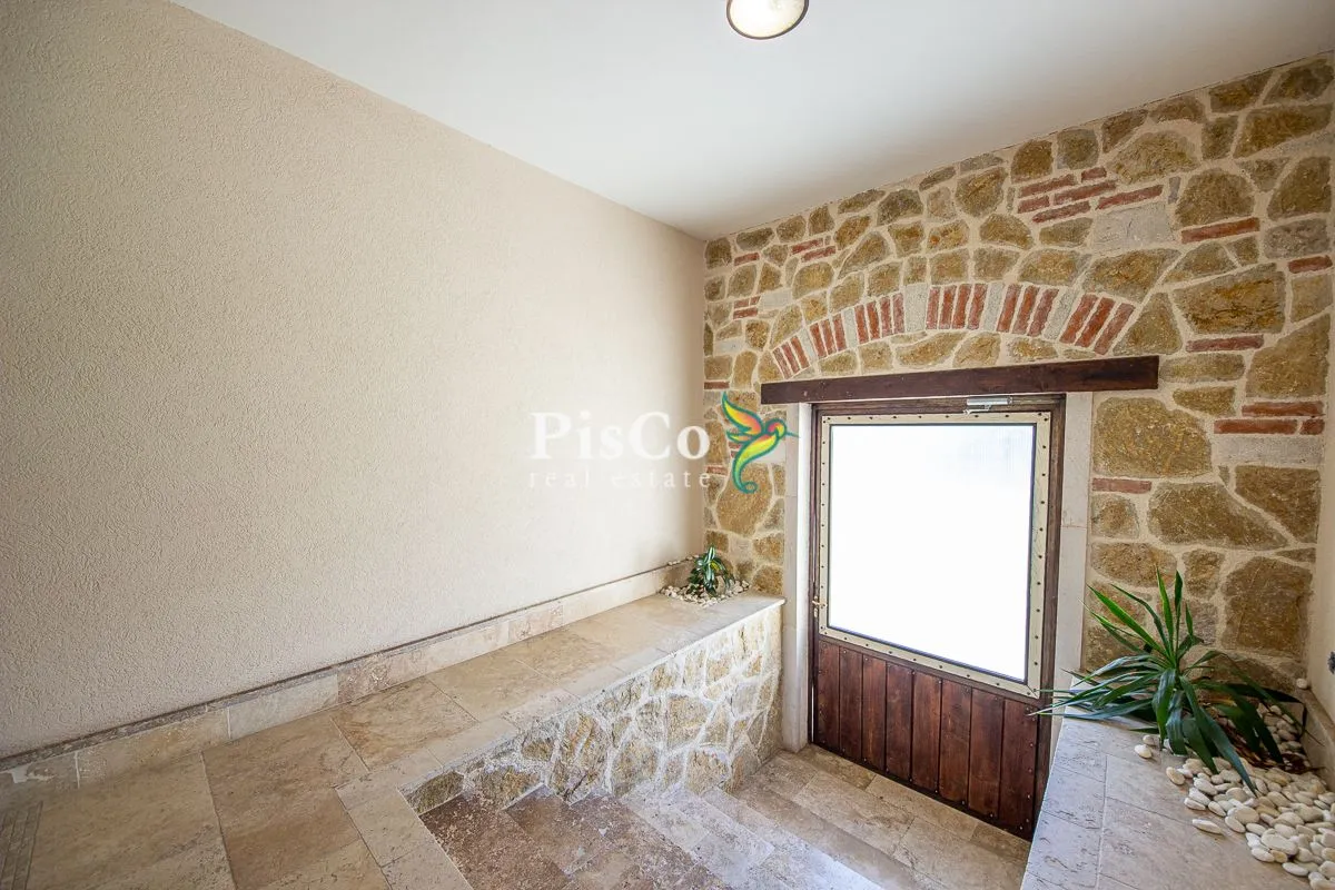 Rent, office space, 42m², Centar, Podgorica