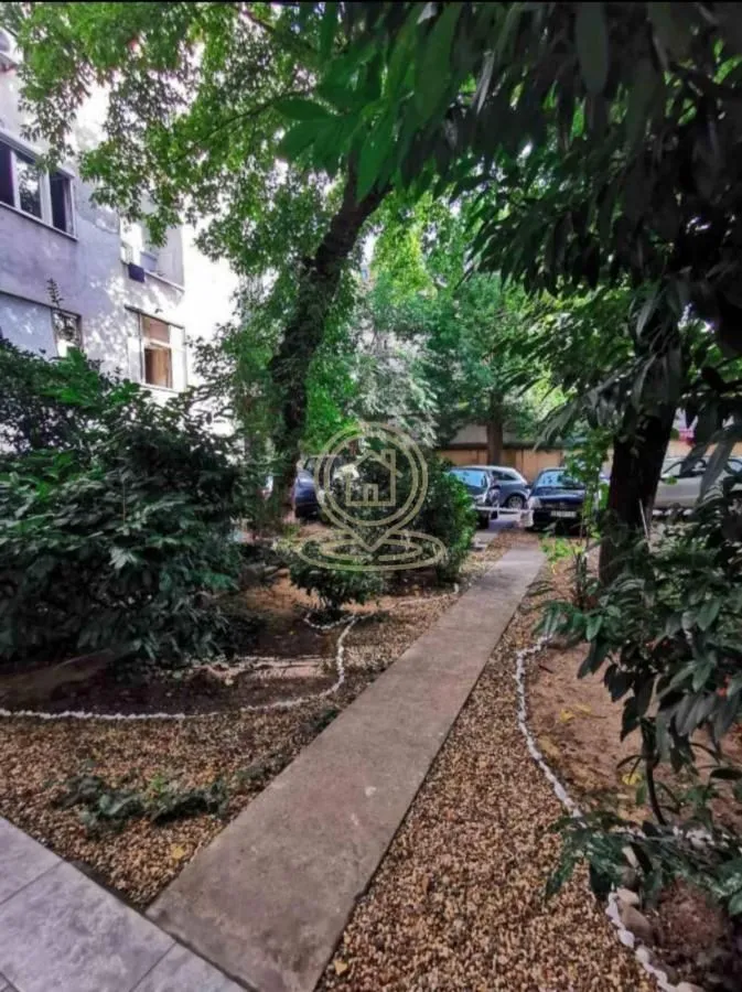 Rent, one bedroom apartment, 30m², Vračar Sve Podlokacije, Beograd