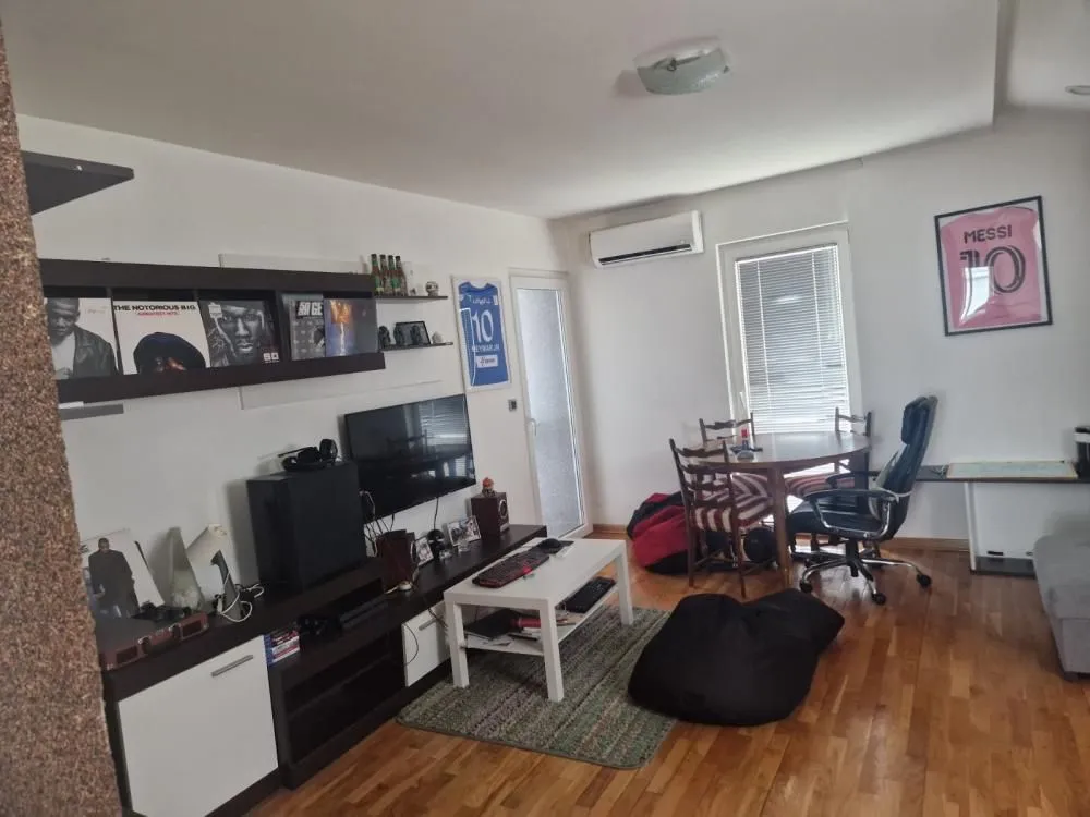Izdavanje, trosoban stan, 70m², Vidikovački venac, Rakovica