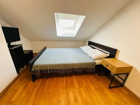 Rent, two bedroom apartment, 82m², Centar, Tivat - image 7