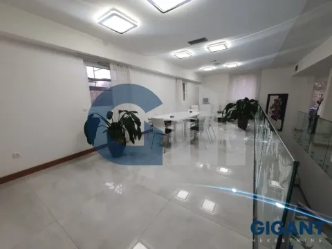 Sale, office space, 187m², Banjica, Voždovac Sve Podlokacije