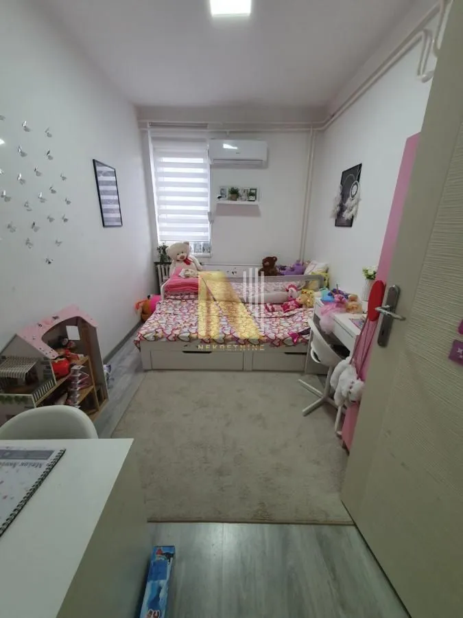 Prodaja, kuća, 76m², Salajka, Novi Sad Sve Podlokacije