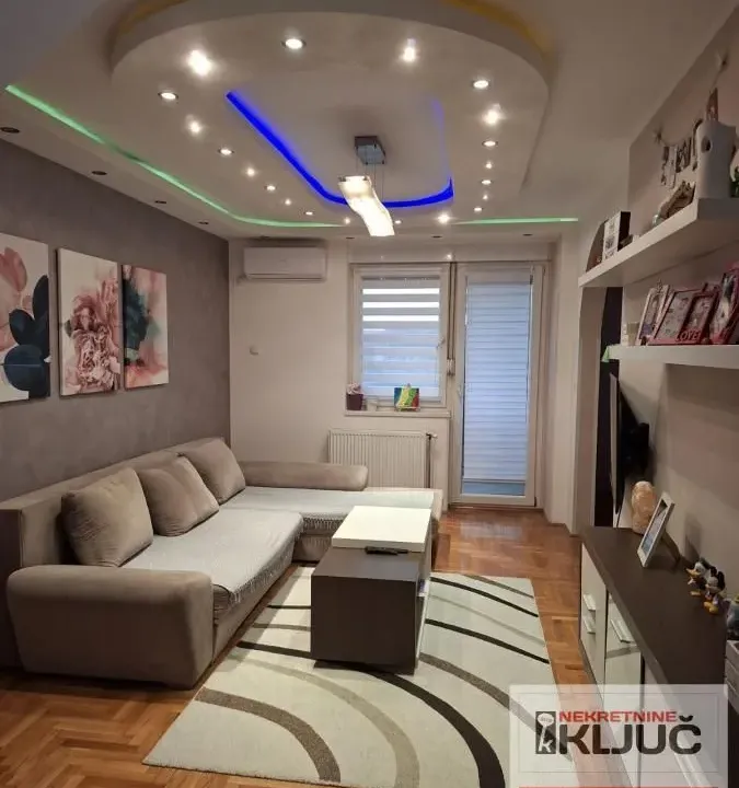 Sale, three bedroom apartment, 70m², Nova Detelinara, Novi Sad Sve Podlokacije