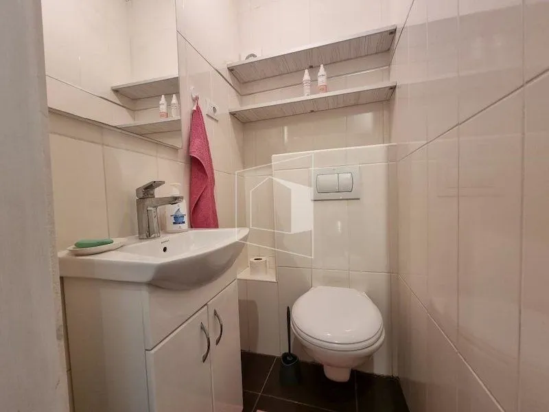 Izdavanje, stan, 105m², Blok 5, Podgorica
