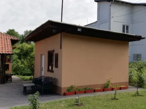 Prodaja, kuća, 350m², Voždovac Sve Podlokacije, Beograd - image 4