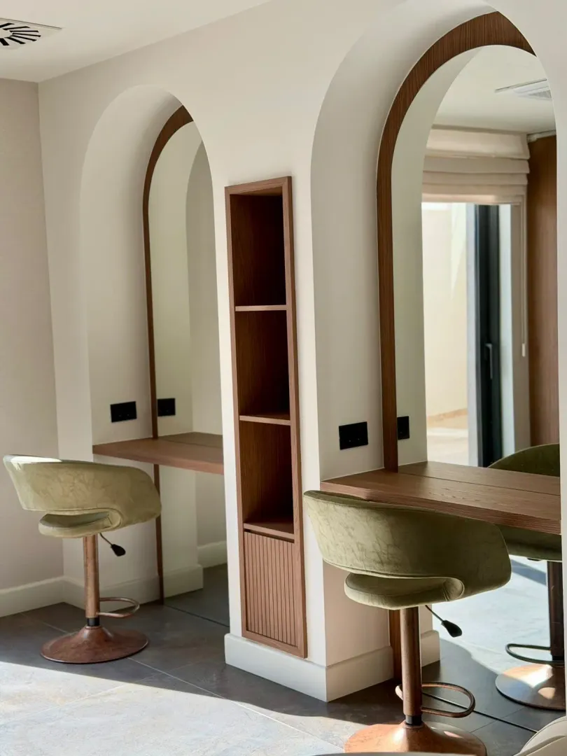 Rent, office space, 42m², Opatovo, Tivat