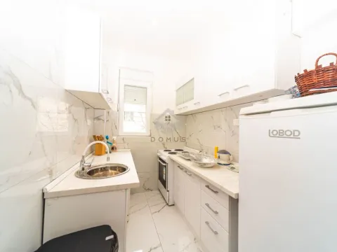 Izdavanje, dvosoban stan, 75m², Centar, Podgorica - image 9