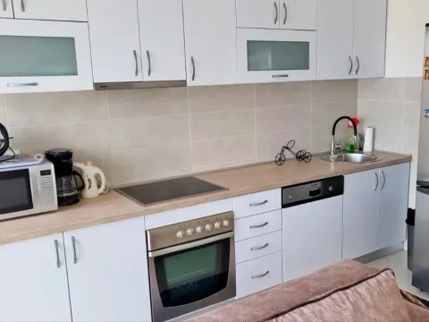 Prodaja, dvosoban stan, 63m², Tivat, Crna Gora - image 7