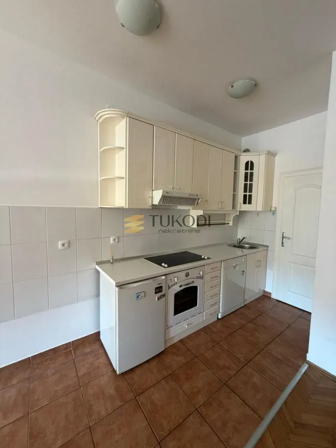 Sale, four bedroom apartment, 120m², Stari grad, Novi Sad