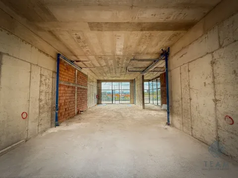 Rent, office space, 267m², Stari Aerodrom, Podgorica - image 3