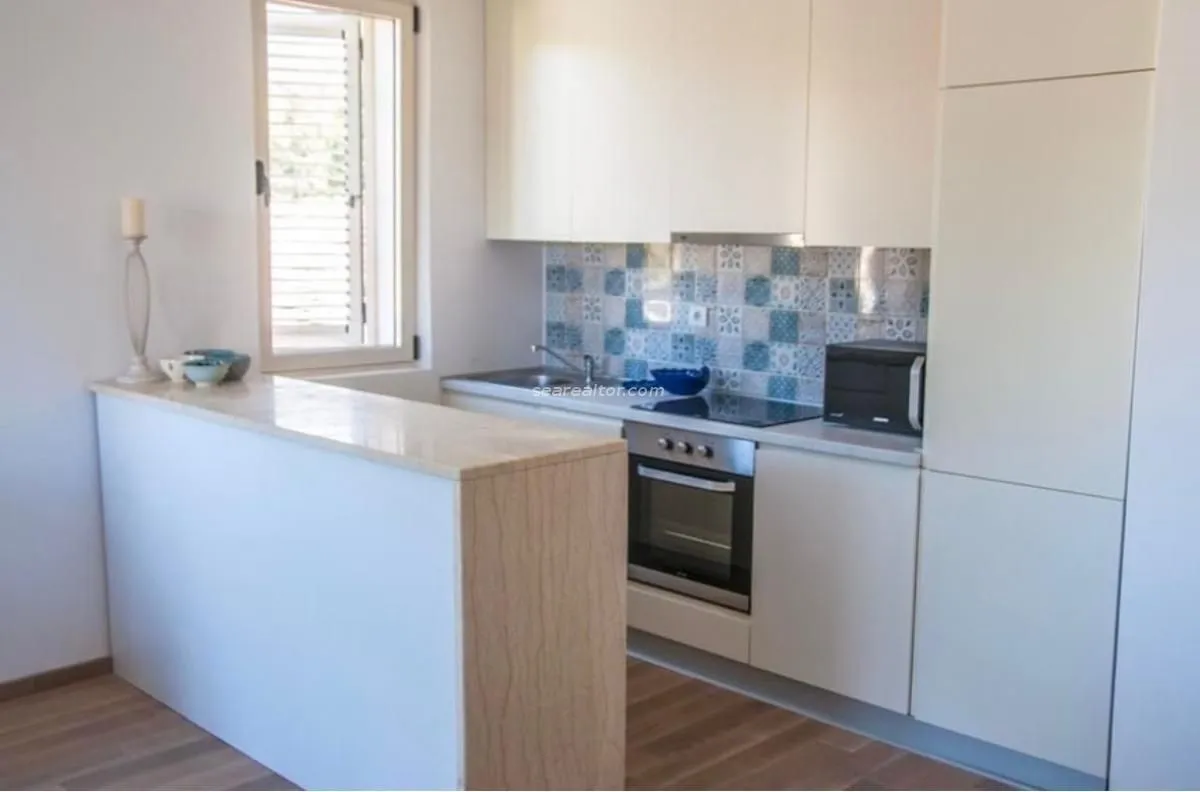 Rent, one bedroom apartment, 60m², Tivat, Crna Gora
