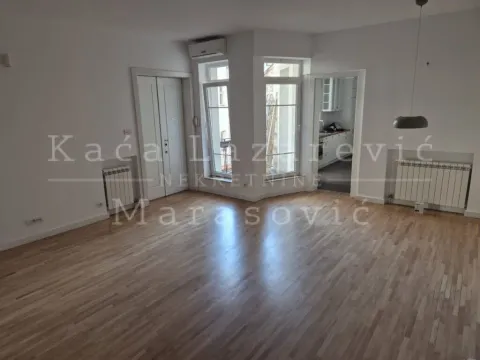 Rent, four bedroom apartment, 98m², Skadarlija, Beograd
