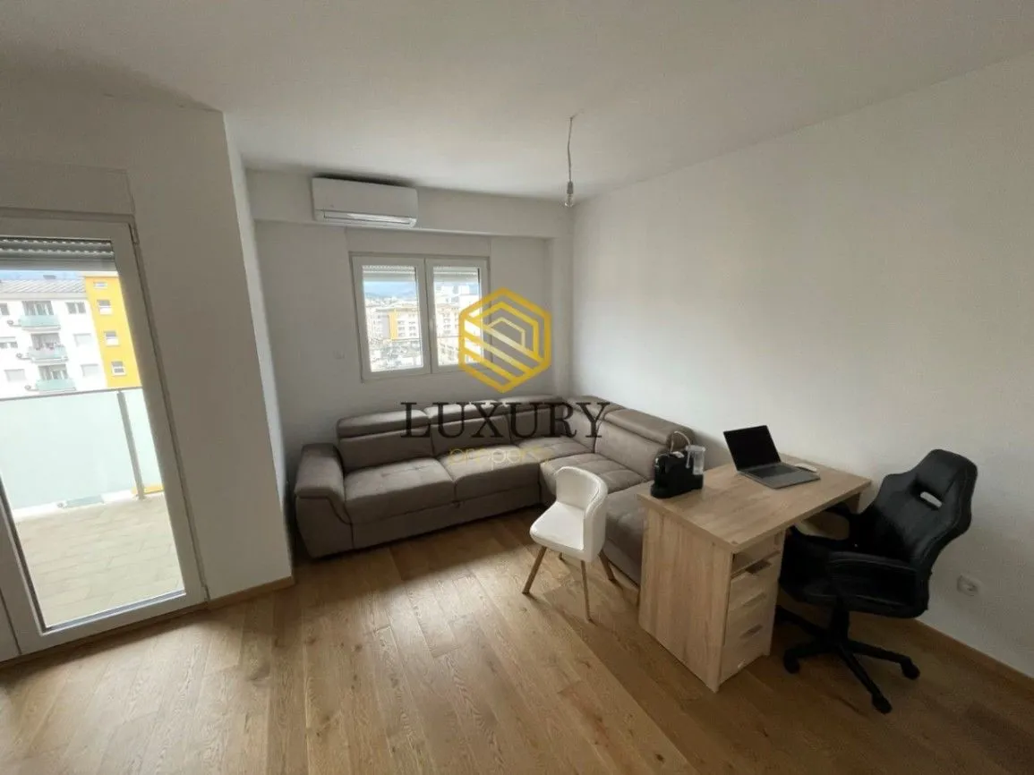 Prodaja, stan, 58m², Pobrežje, Podgorica