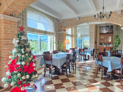 Sale, hospitality venue, 1200m², Sveti Stefan, Budva - image 3