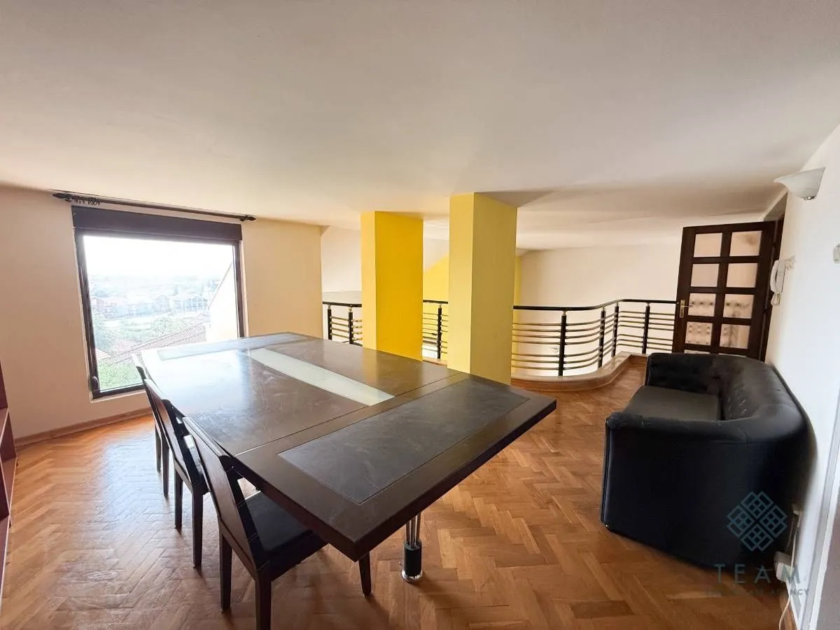 Rent, house, 460m², Gorica C, Podgorica