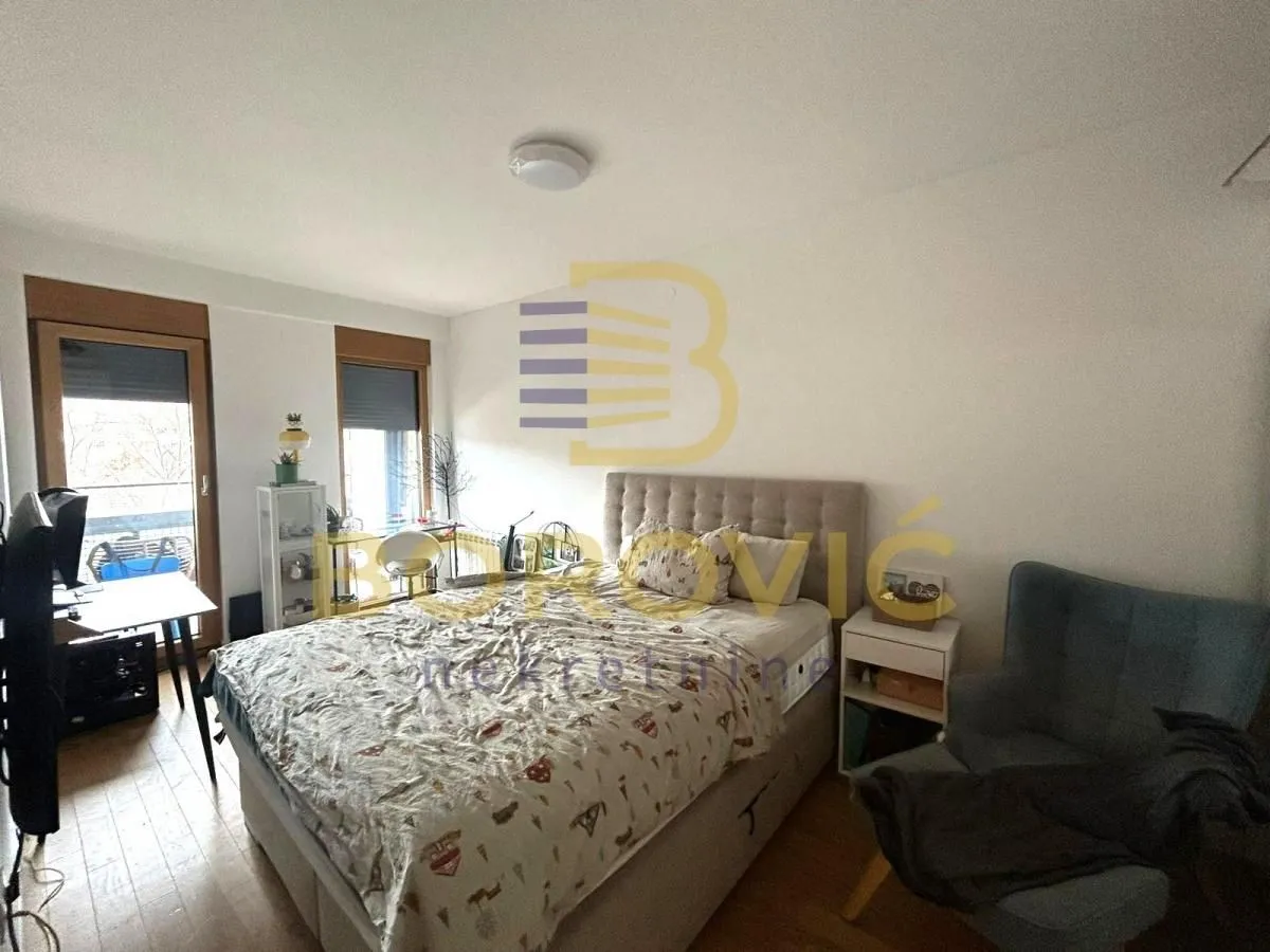 Prodaja, trosoban stan, 70m², Zemun Sve Podlokacije, Beograd
