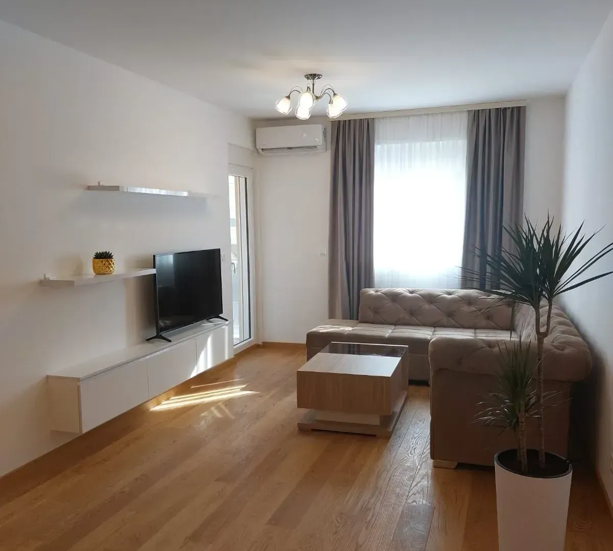 Rent, one bedroom apartment, 48m², City Kvart, Podgorica