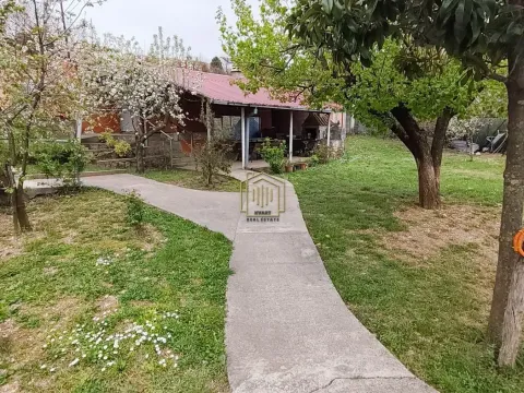 Izdavanje, kuća, 42m², Podgorica, Crna Gora - image 1