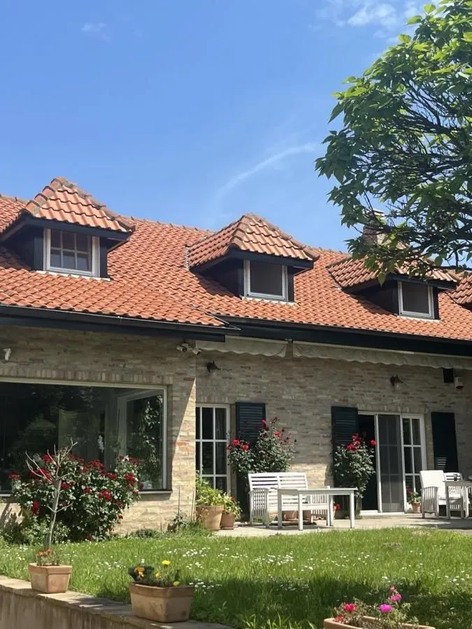 Rent, house, 280m², Zvezdarska Šuma, Zvezdara Sve Podlokacije
