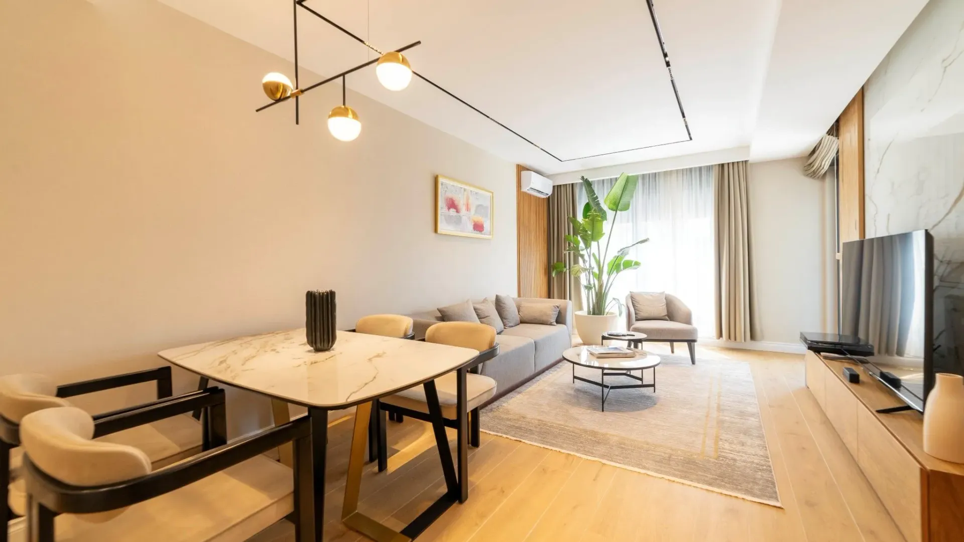 Rent, three bedroom apartment, 85m², Tivat, Crna Gora