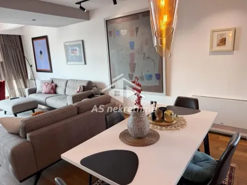 Izdavanje, trosoban stan, 106m², Zeleni Venac, Beograd - image 6