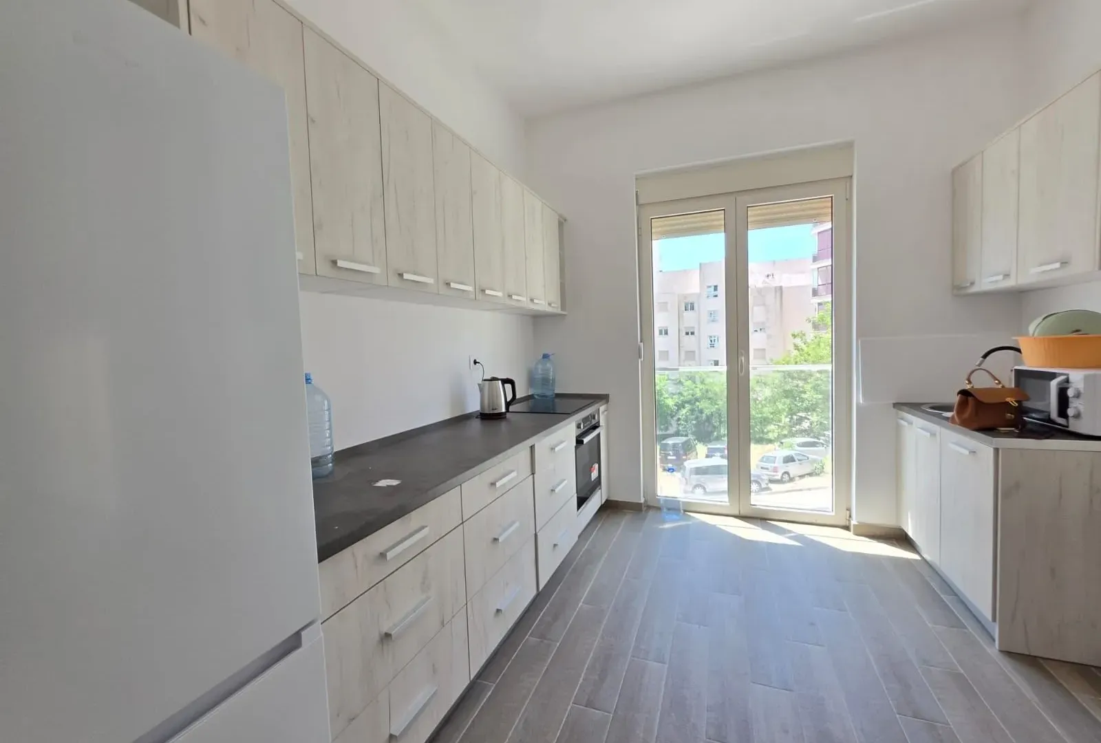 Prodaja, dvosoban stan, 74m², Bečići, Budva