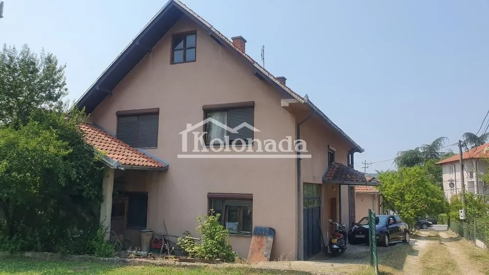 Prodaja, kuća, 210m², Sopot, Beograd