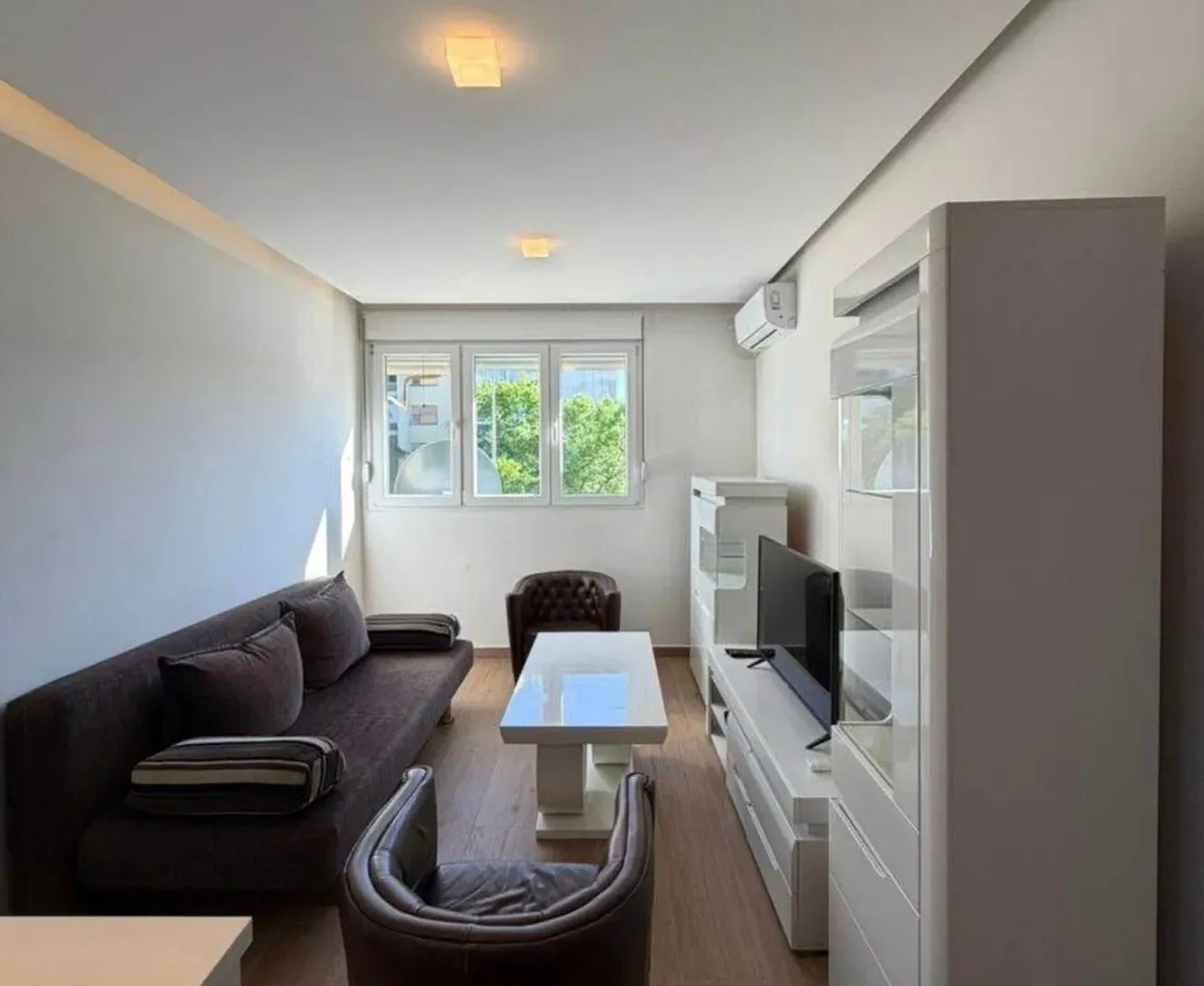 Izdavanje, jednosoban stan, 38m², Autobuska stanica, Podgorica