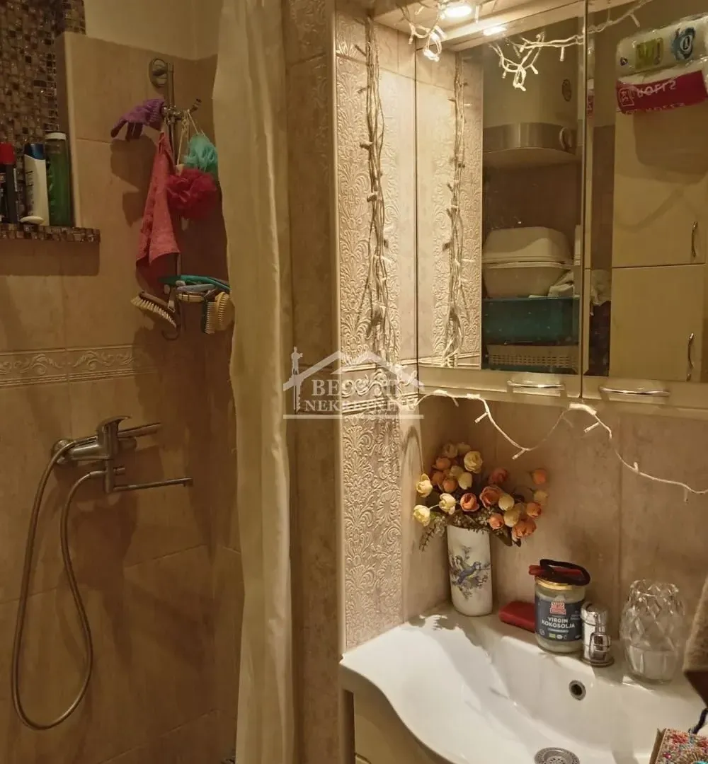 Sale, two bedroom apartment, 39m², Savski Venac, Beograd