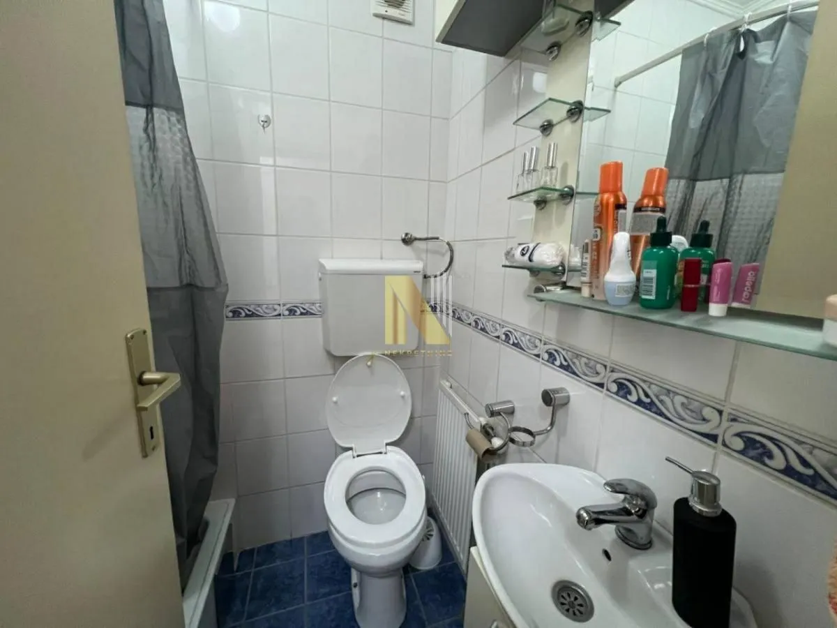 Prodaja, trosoban stan, 71m², Salajka, Novi Sad Sve Podlokacije