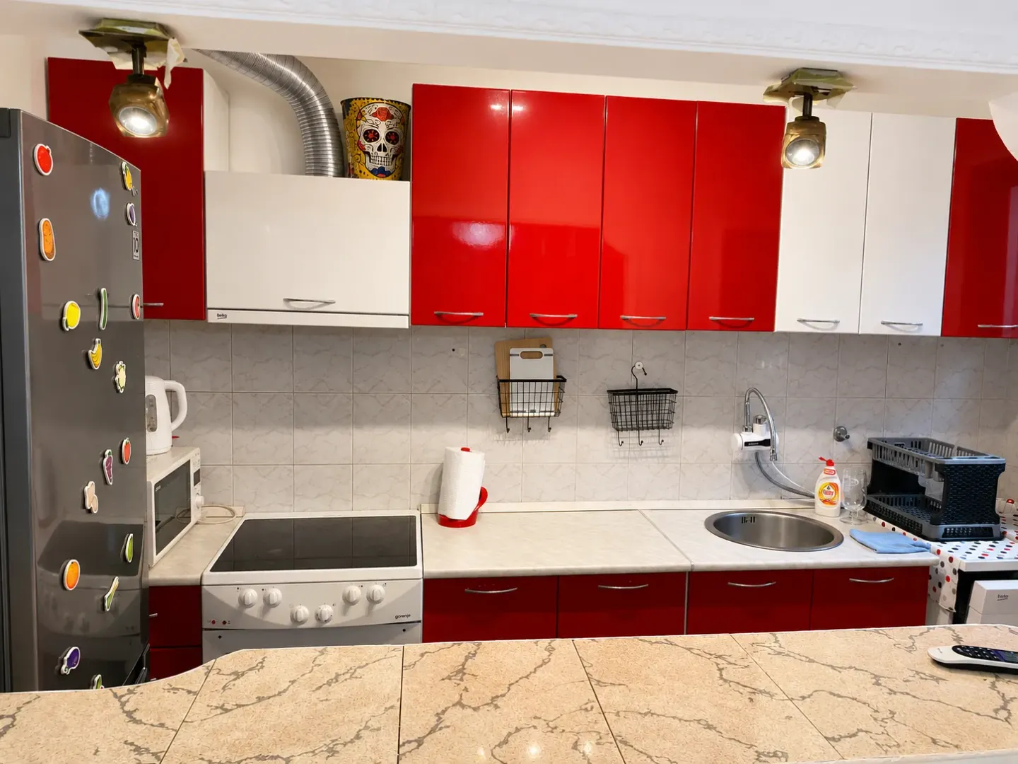 Izdavanje, kuća, 106m², Pobrežje, Podgorica