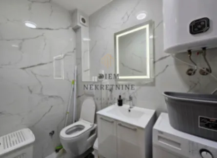 Prodaja, dvosoban stan, 72m², Centar, Bar - image 13