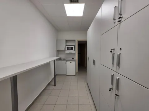 Rent, office space, 200m², Podgorica, Crna Gora - image 20