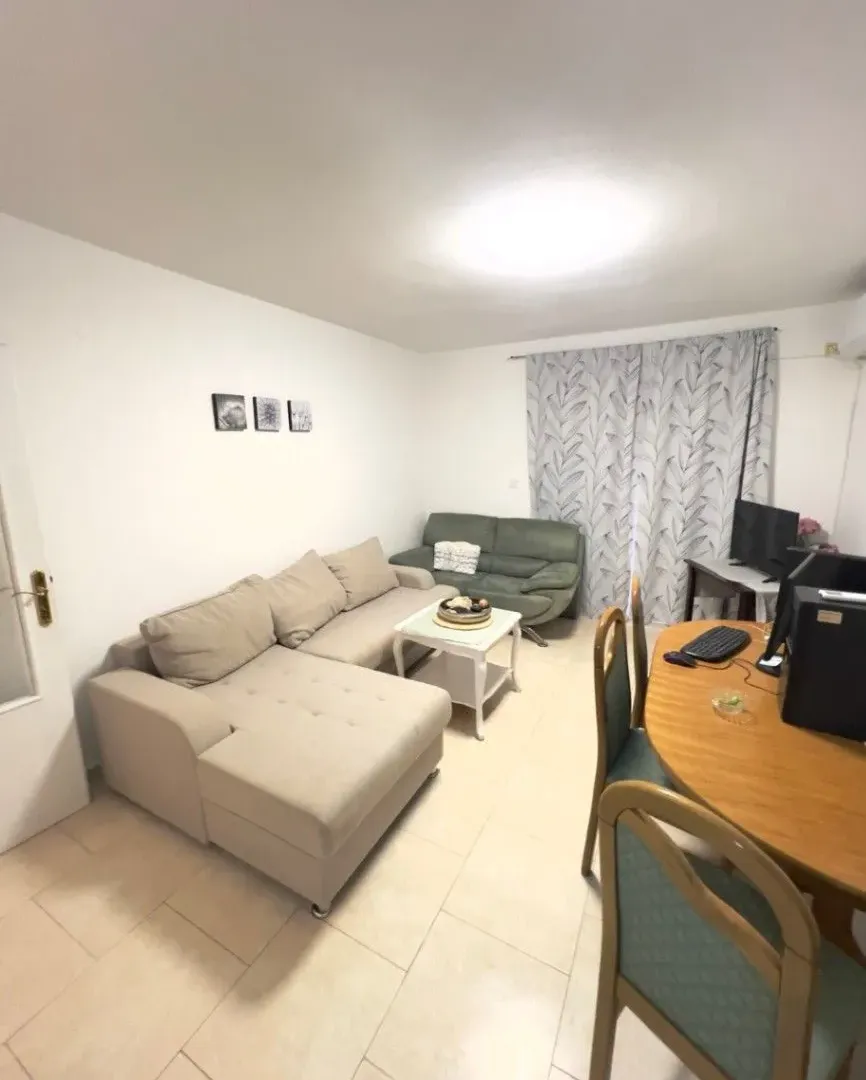Rent, one bedroom apartment, 63m², Kava, Tivat