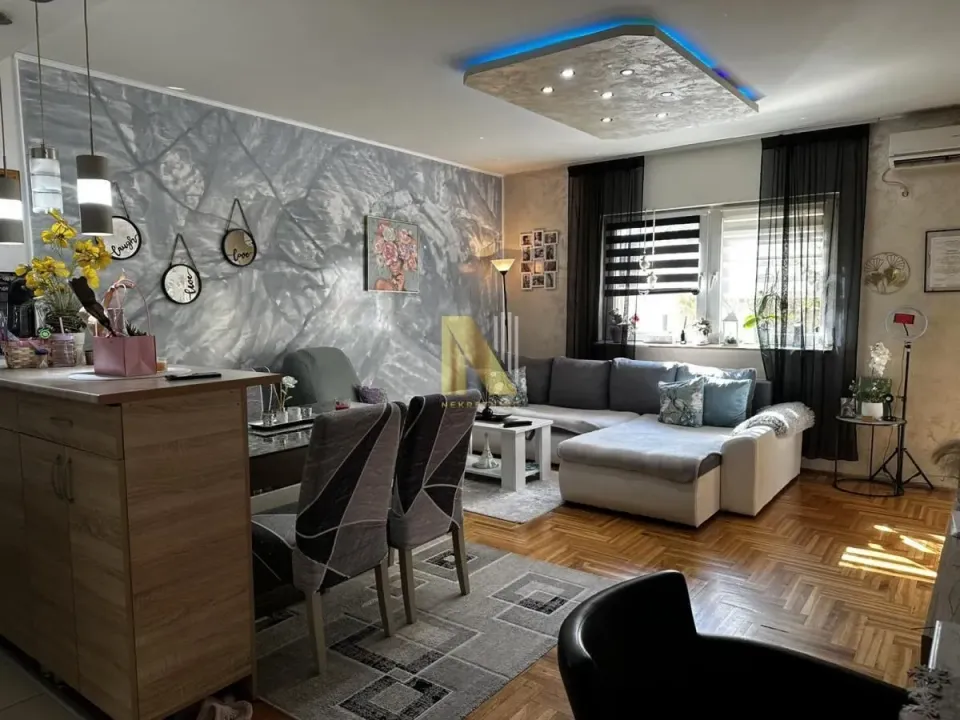 Prodaja, četvorosoban stan, 63m², Veternička rampa, Novi Sad Sve Podlokacije