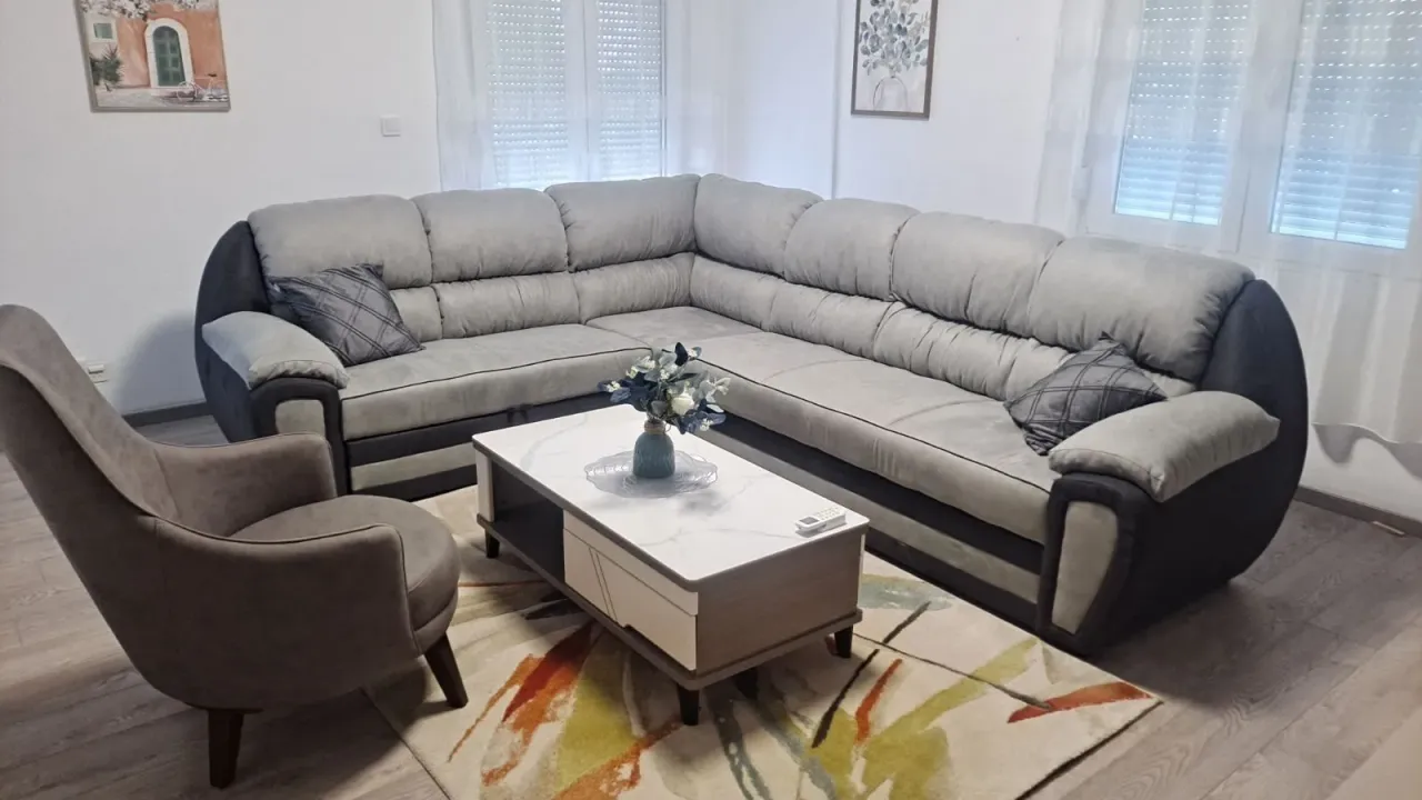 Rent, three bedroom apartment, 130m², Stari Aerodrom, Podgorica