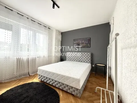 Izdavanje, trosoban stan, 75m², Savski Venac, Beograd - image 5