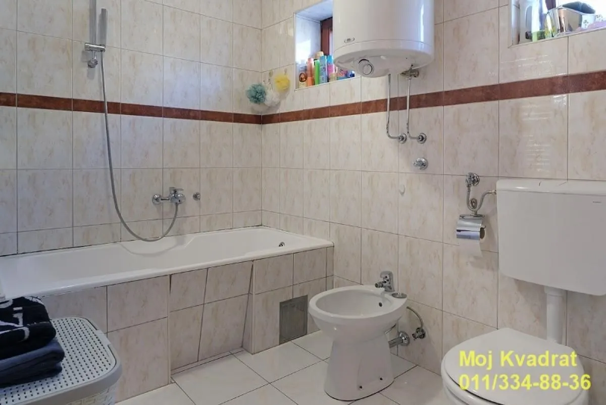 Sale, four bedroom apartment, 104m², Stari Grad, Beograd