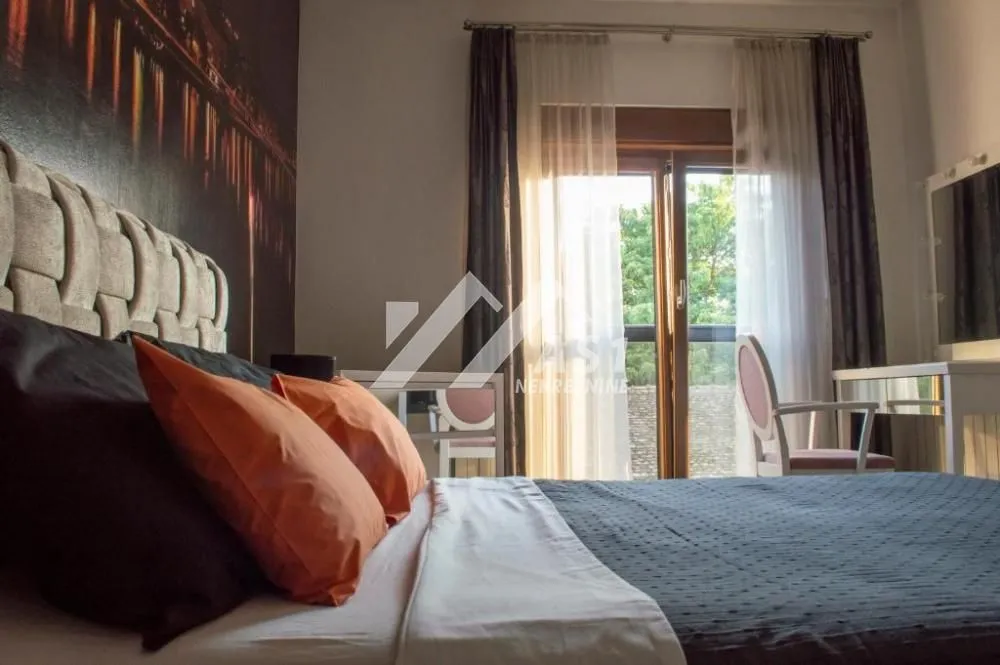 Izdavanje, dvosoban stan, 52m², Novi Sad Sve Podlokacije, Novi Sad