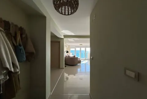 Prodaja, dvosoban stan, 78m², Petrovac, Budva - image 5