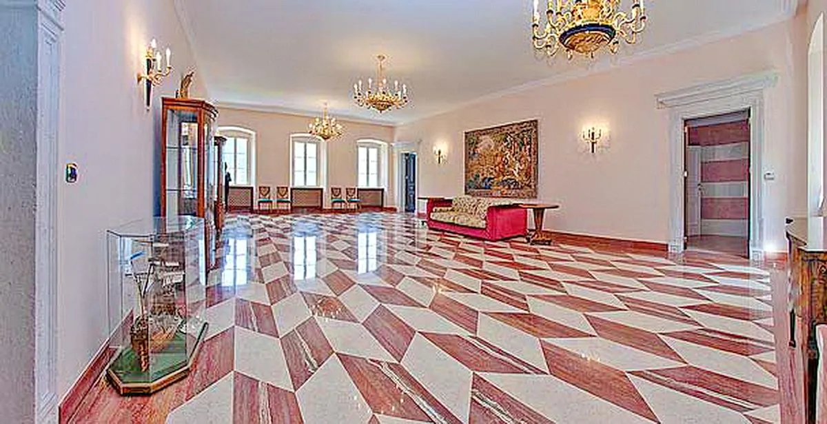 Sale, house, 1500m², Dobrota, Kotor