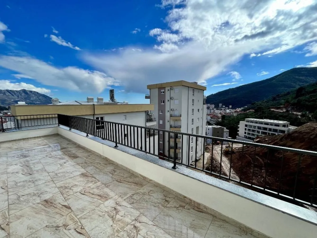 Prodaja, trosoban stan, 91m², Budva, Crna Gora