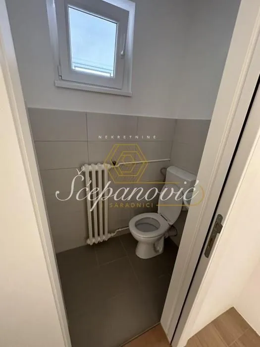 Prodaja, dvosoban stan, 59m², Bulevar Oslobodjenja, Novi Sad Sve Podlokacije
