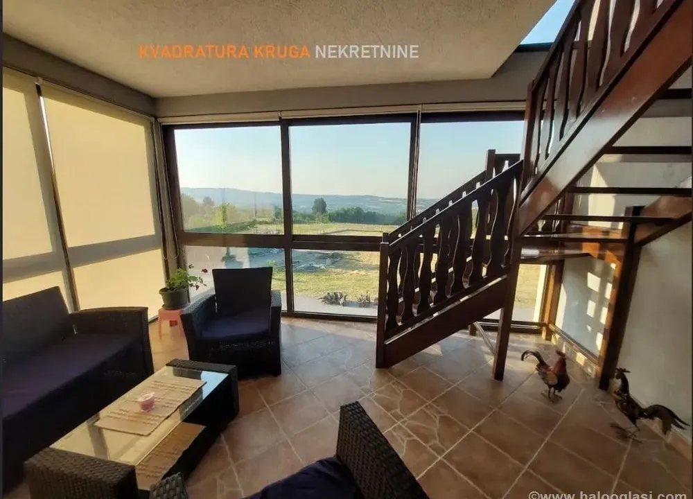 Sale, house, 325m², Sopot, Beograd