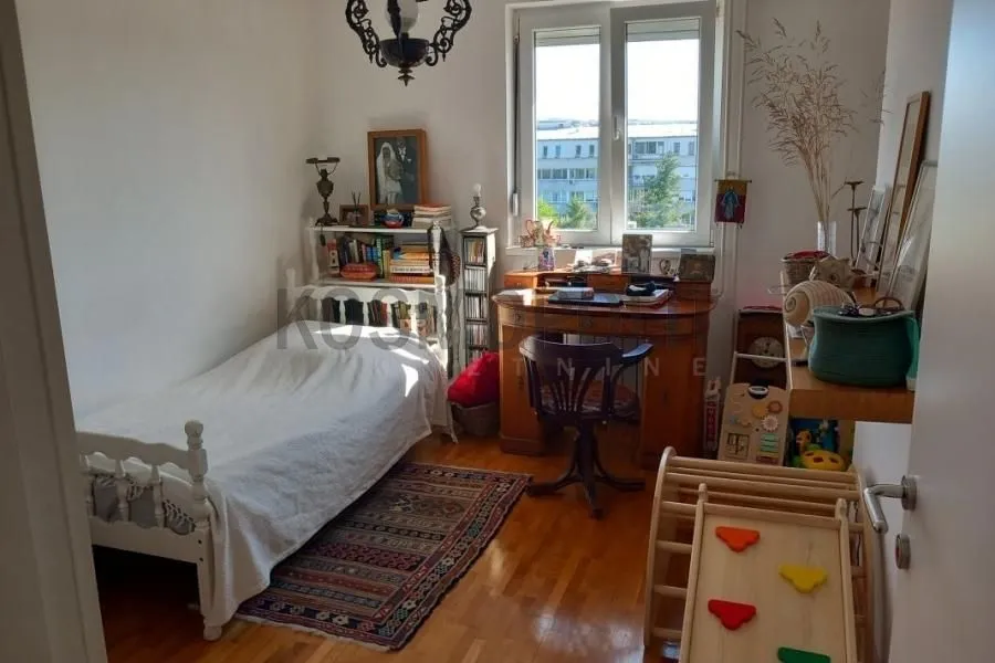 Prodaja, četvorosoban stan, 93m², Zvezdara Sve Podlokacije, Beograd