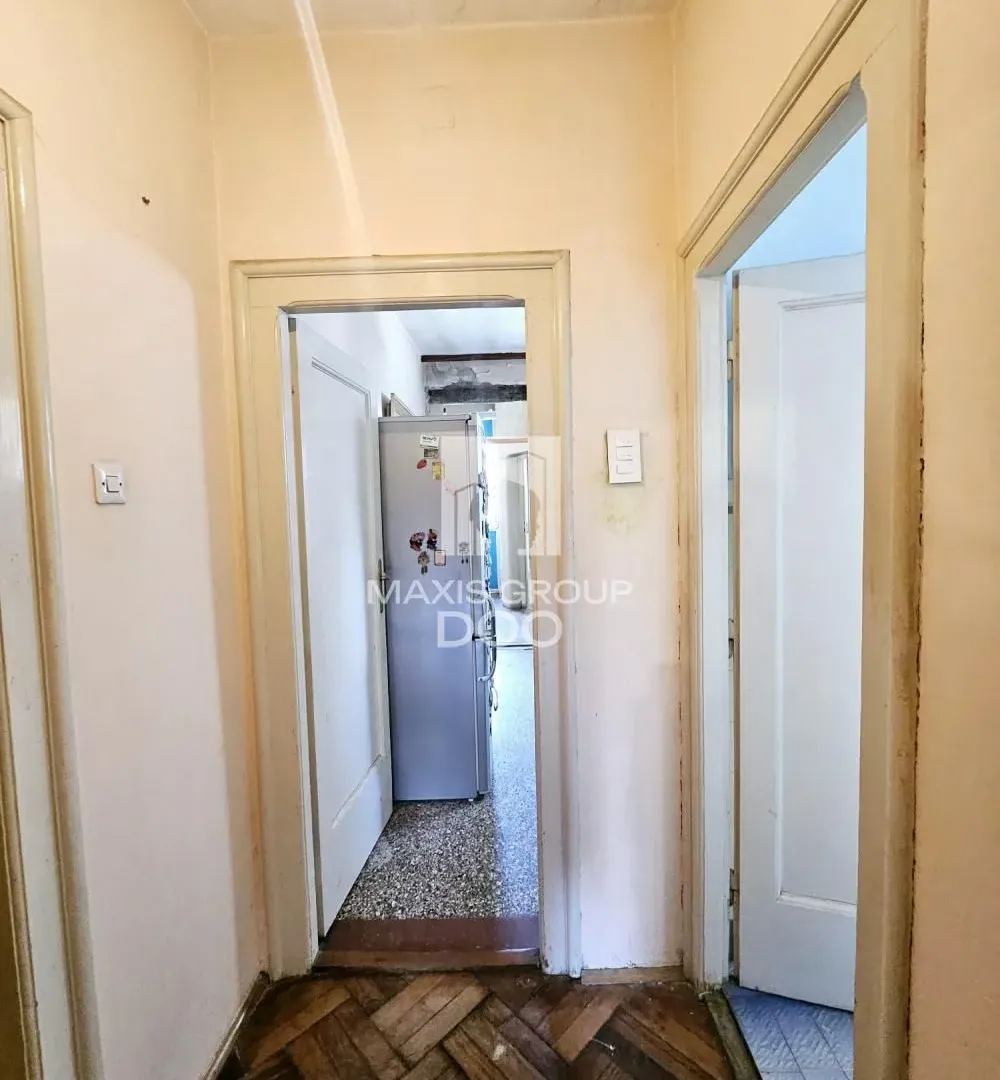 Prodaja, trosoban stan, 77m², Stari Grad, Beograd