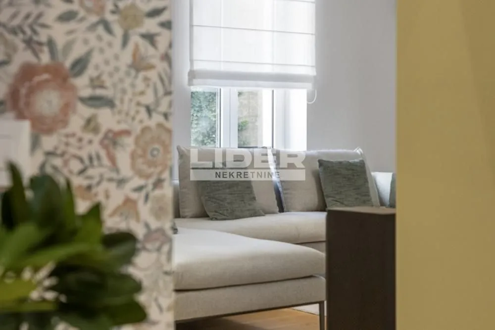 Prodaja, dvosoban stan, 96m², Stari Grad, Beograd