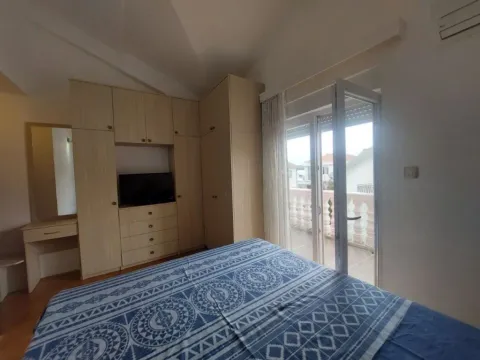 Izdavanje, dvosoban stan, 120m², Seljanovo, Tivat - image 8