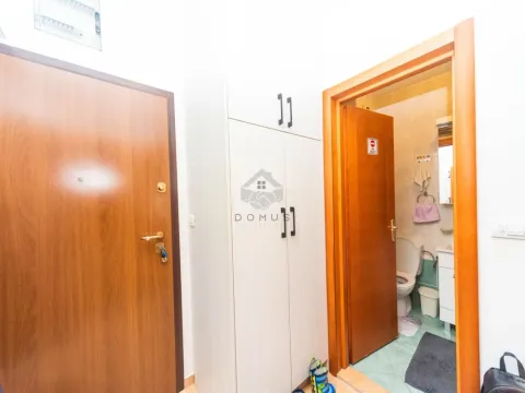 Prodaja, jednosoban stan, 36m², Stari Aerodrom, Podgorica - image 7