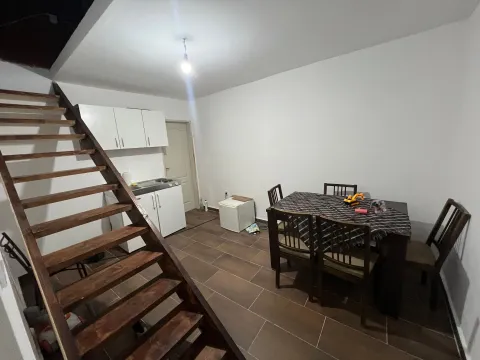 Prodaja, kuća, 100m², Kuči, Podgorica - image 9